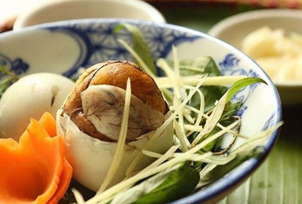 trung-vit-lon-1 Trứng Vịt Lộn