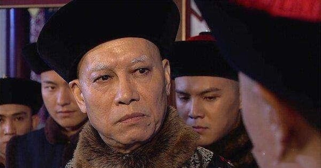 Lịch Sử Hoạn Quan Lưu Cẩn: Kẻ Nắm Quyền Và Tài Sản Khổng Lồ