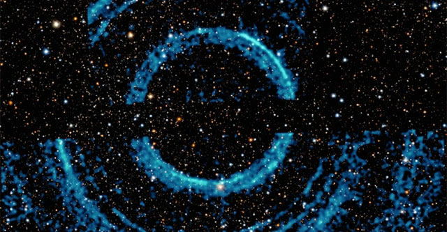 Khám Phá Vòng Sáng Bí Ẩn Xung Quanh Hố Đen Từ NASA
