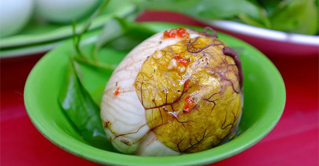 Thực Hư Về Nước Trong Trứng Vịt Lộn: Có Thực Sự Bổ Dưỡng Như Người Ta Nói?