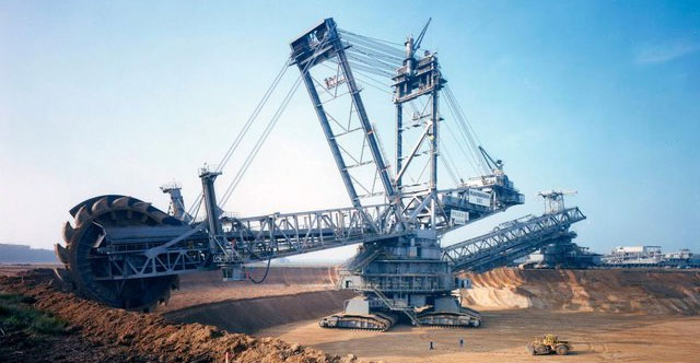 Khám Phá Cỗ Máy Khổng Lồ Bagger 293: Tượng Đài Của Công Nghệ Khai Thác